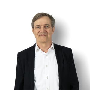 Hübscher_René_1080x1080_Weiss
